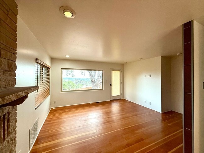 Building Photo - Million-Dollar Views of Granite Mountain &...