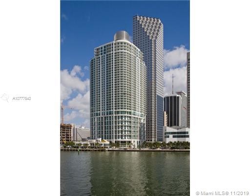 Building Photo - 300 S BISCAYNE Blvd