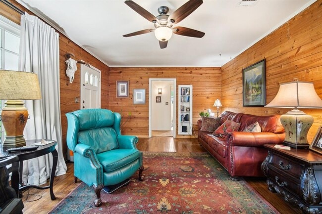 Building Photo - 801 Bishop St