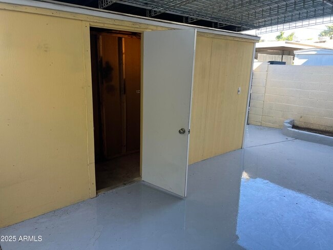 Building Photo - 4535 N 17th Ave