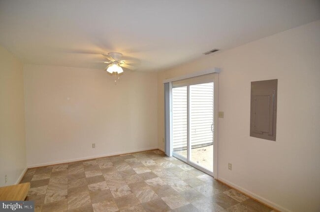 Building Photo - 22093 Spring Valley Dr