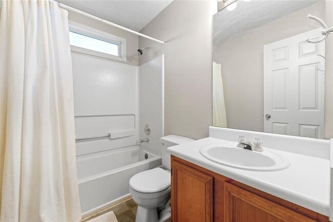 Building Photo - 4295 Cabretta Dr