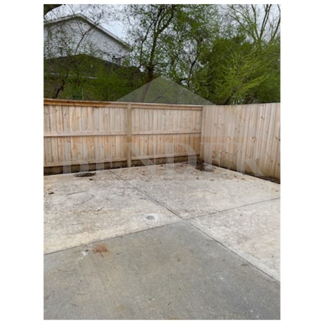 Building Photo - Emmyllie Ct- 130/132