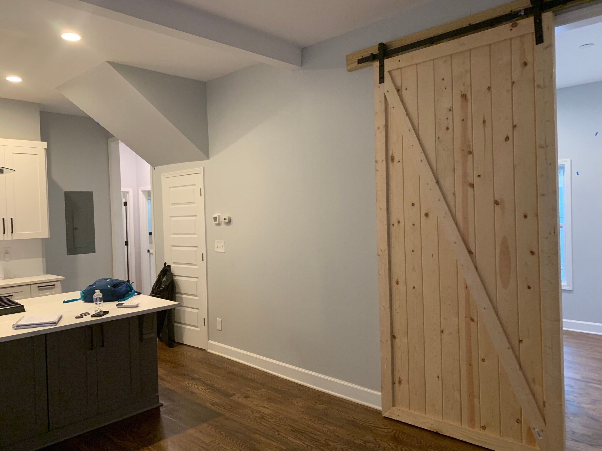 Building Photo - 184 Laurel Ave SW