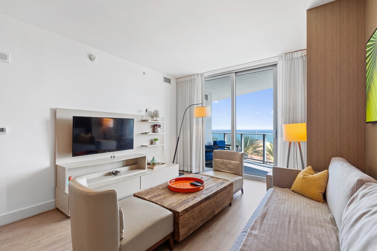 Building Photo - 4111 S Ocean Dr
