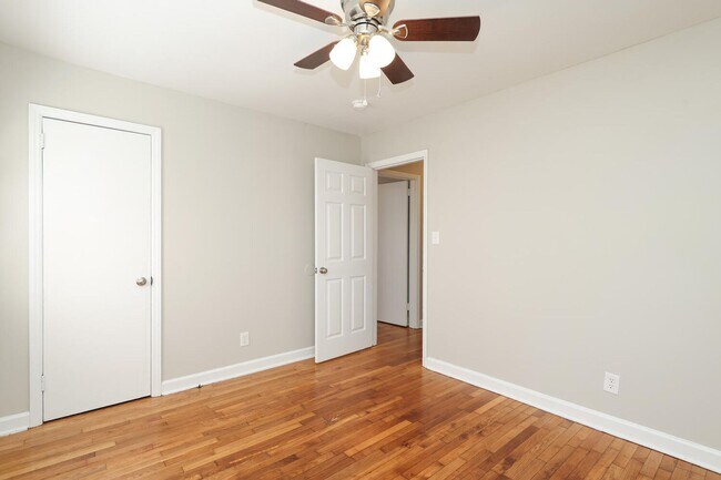 Building Photo - Newly renovated Ranch style 3 bedroom 1 ba...