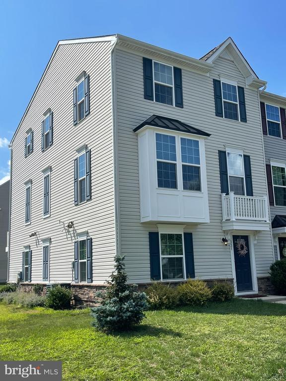 Building Photo - 331 S Parkway Dr