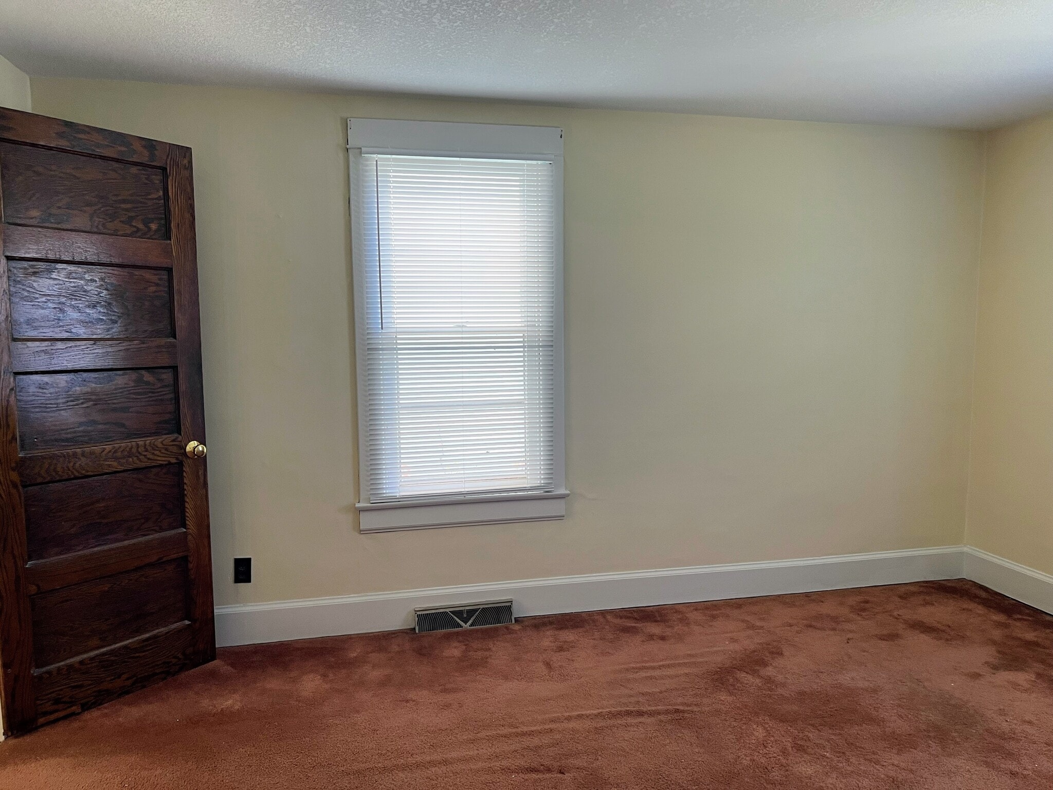 Building Photo - 41 Bowers Ave