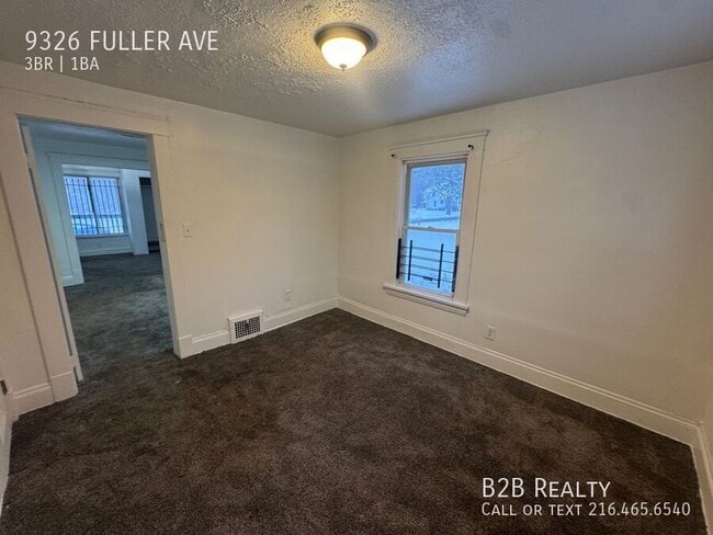 Building Photo - 9326 Fuller Ave