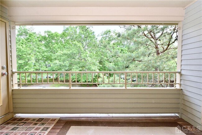 Building Photo - 1209 Stoneridge Cir
