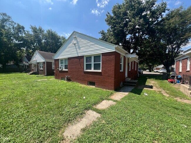 Building Photo - 614 N Moreland Ave