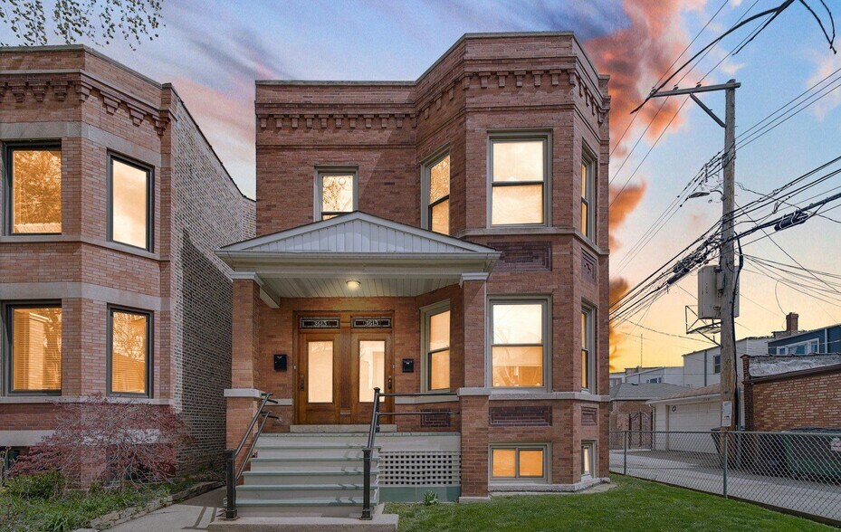 Building Photo - 3615 N Oakley Ave