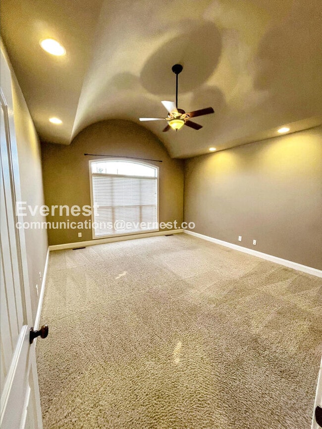 Building Photo - 1508 Green Grove Way