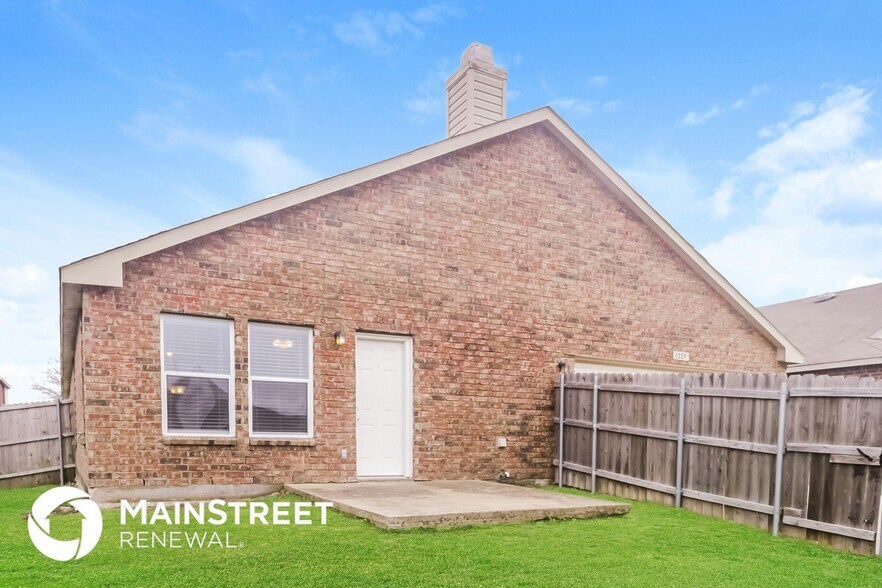 Building Photo - 1229 Spring Water Dr