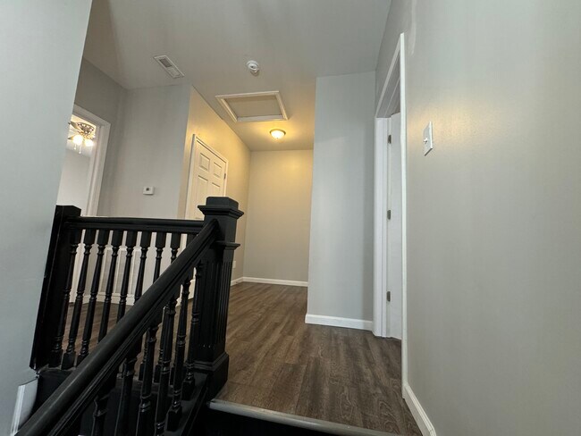 Upstairs Hall - 206 S 16th St