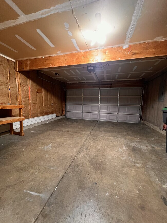 Building Photo - 1209 Porchester Ln