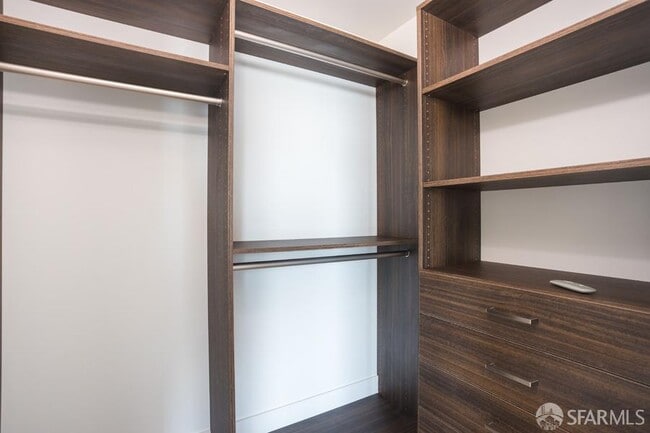 Building Photo - 280 Spear St