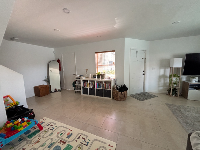 Building Photo - 12512 SW 53rd St