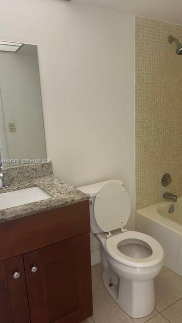 Building Photo - 8225 Sunrise Lakes Blvd