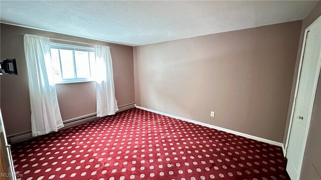 Building Photo - 6000 Nob Hill Dr