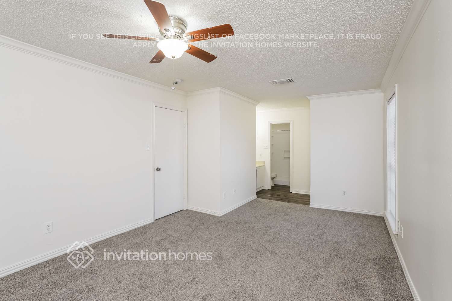 Building Photo - 9422 Cedar Point Cir