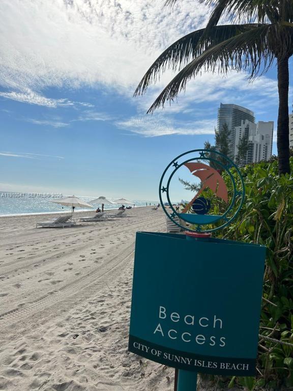 Building Photo - 201 178th Dr