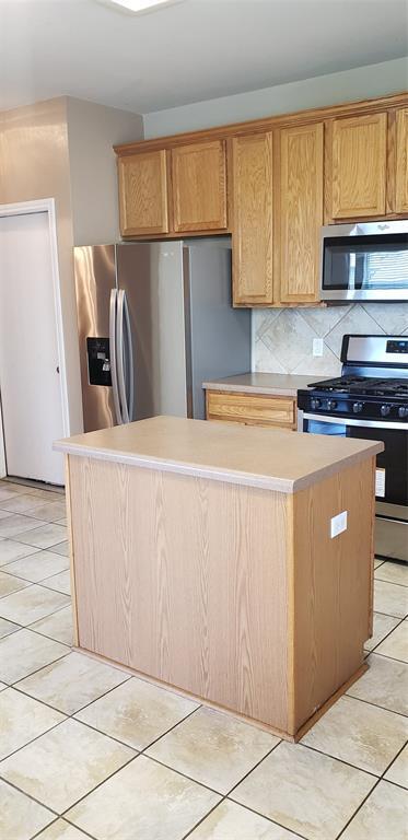 Building Photo - 14609 Springs Edge Dr