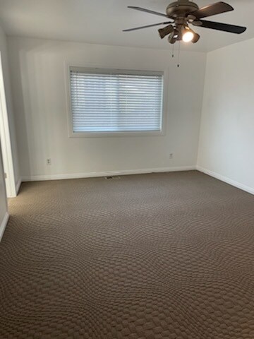 Master bedroom - 9261 S Shad Ln