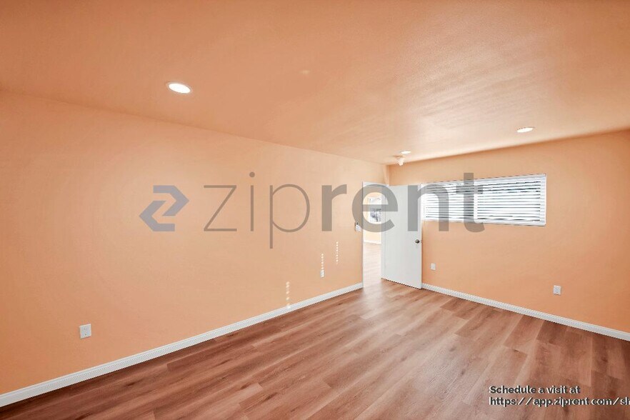 Building Photo - 3620 Ellis Ln