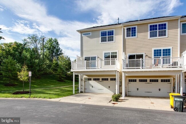 Building Photo - 7931 Silver Oak Rd