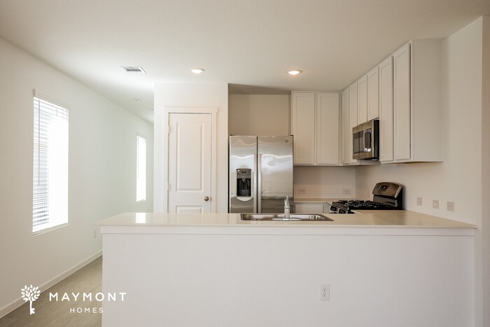 Building Photo - 14806 Warwick Shire