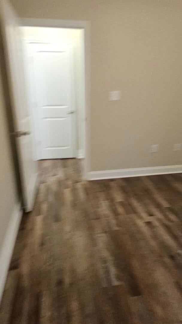 Building Photo - Knights Landing four bedroom home