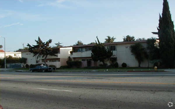 Primary Photo - Villa Nova Apartments