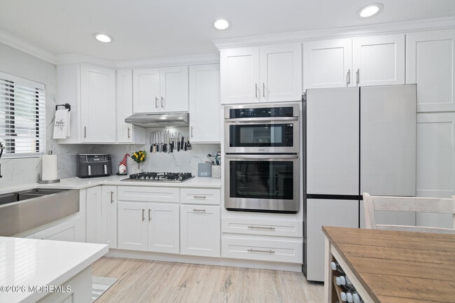 Building Photo - 70 Overlook Dr