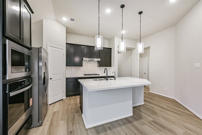 Building Photo - 455 Mathis Lk Ct