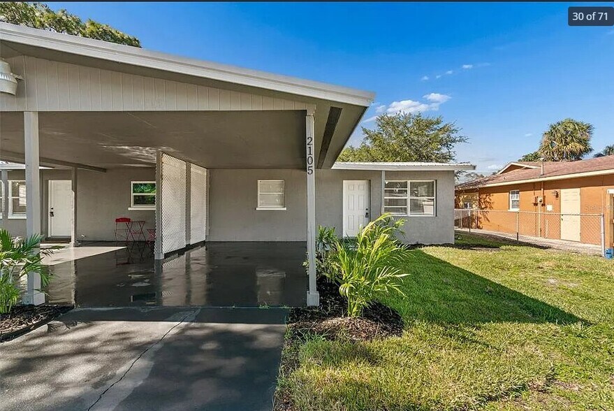 Building Photo - 2105 46th Ave Dr W
