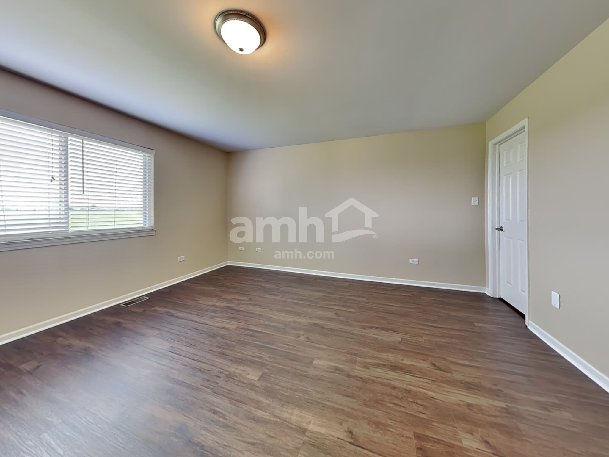 Building Photo - 1306 River Haven Trail