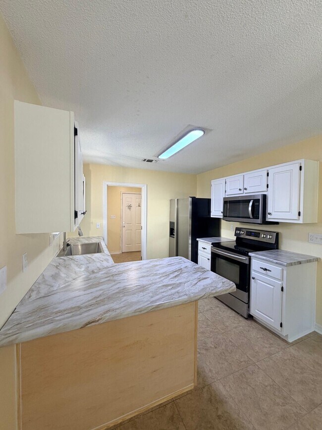 Building Photo - 6952 Cotton Boll Ln