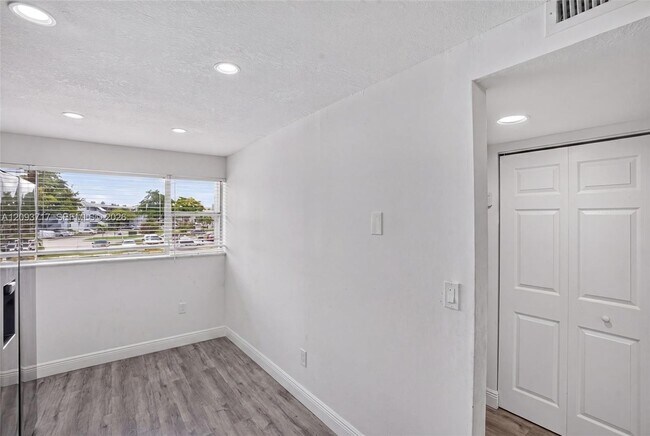 Building Photo - 8390 Sands Point Blvd