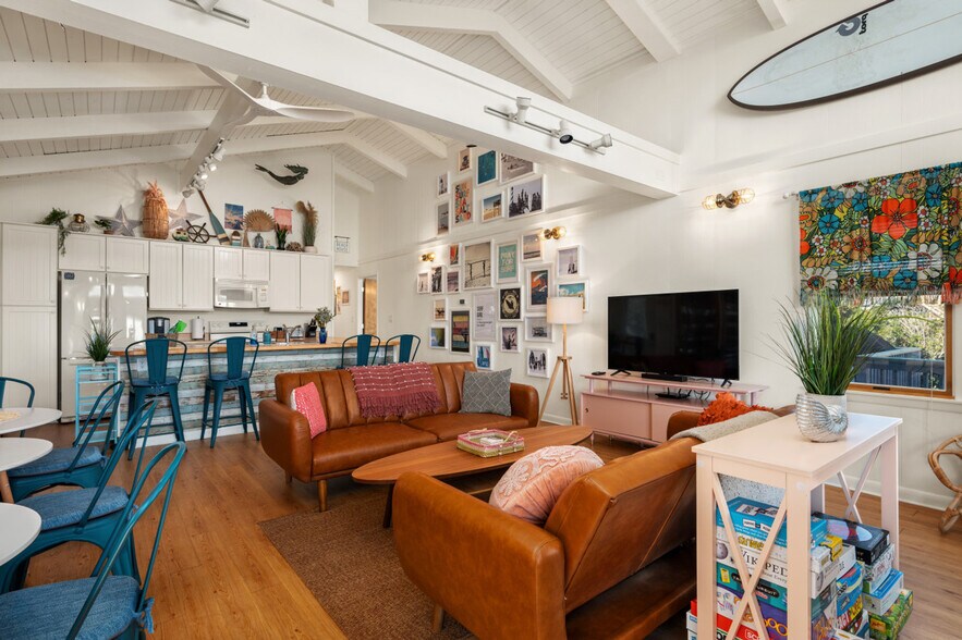 Building Photo - 39312 Angelfish Rd