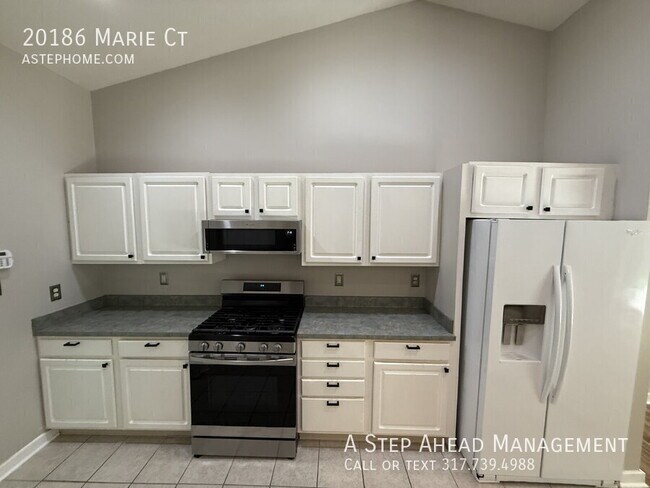 Building Photo - 20186 Marie Ct