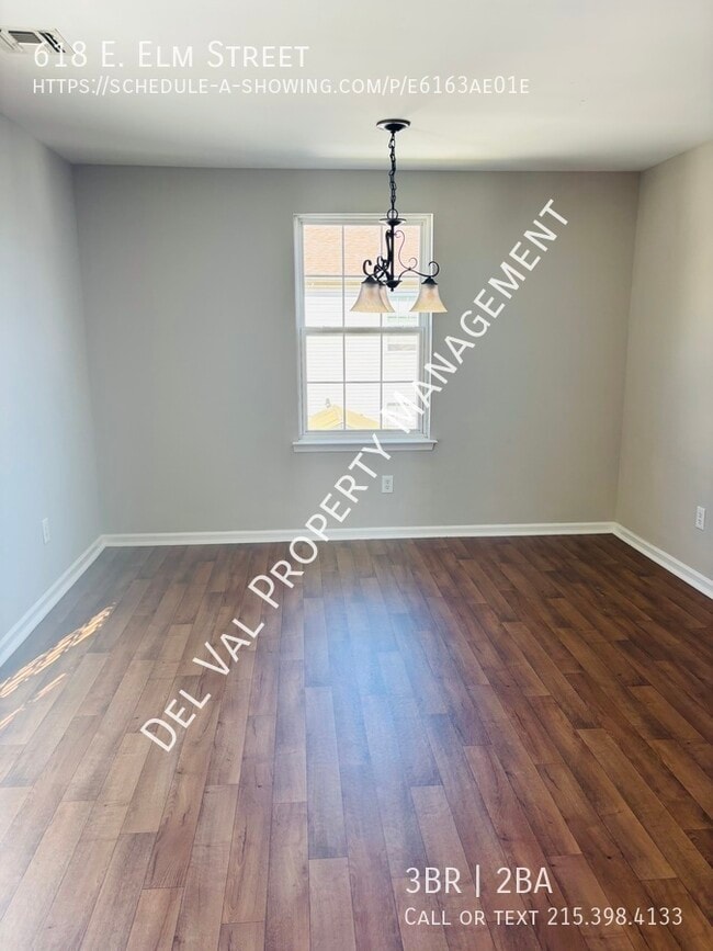 Building Photo - 618 E Elm St