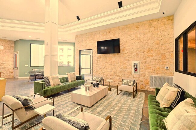 Building Photo - 1221 Legacy Dr