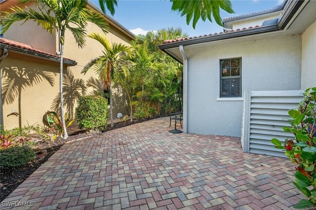 Building Photo - 1296 Kendari Terrace