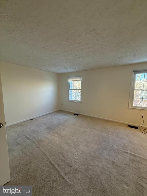 Building Photo - 5719 Independence Cir