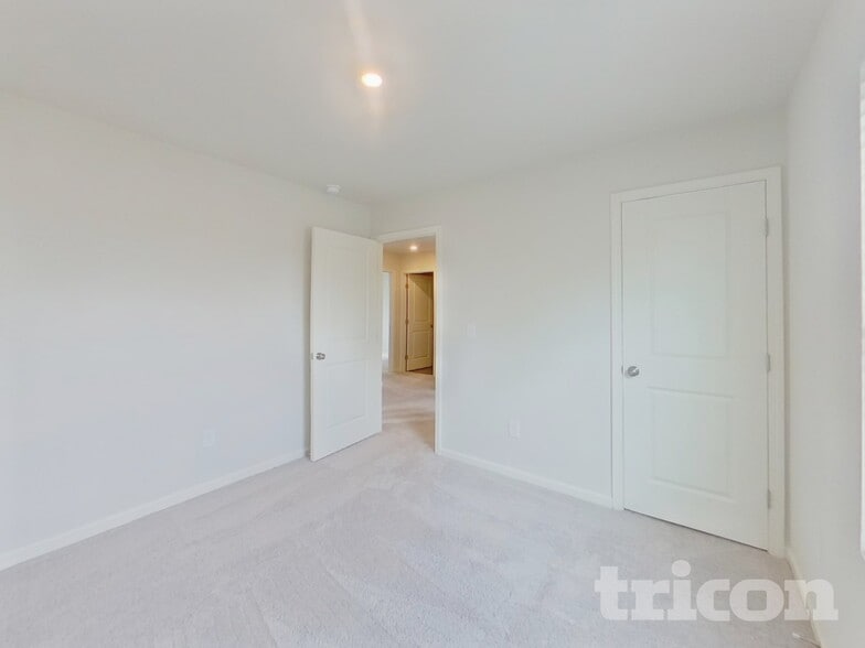 Building Photo - 507 Dayspring Dr