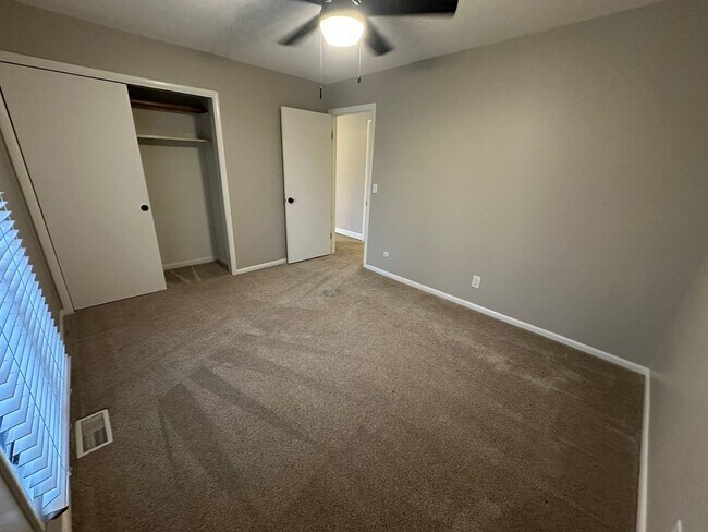 Building Photo - 3316 Annally Dr