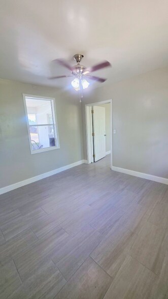 Building Photo - 12 3rd St