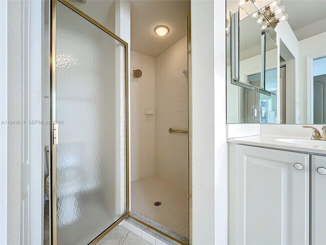 Building Photo - 4874 Sabal Lake Cir