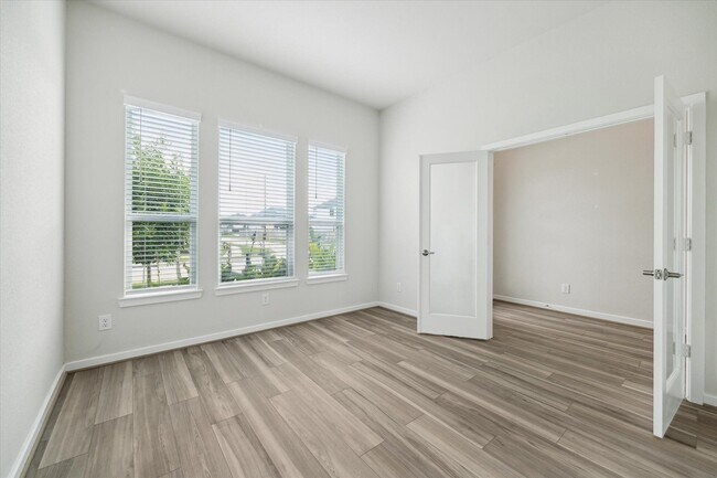 Building Photo - 9219 Edgeberry Dr